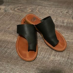 Gianni Bini Sandals